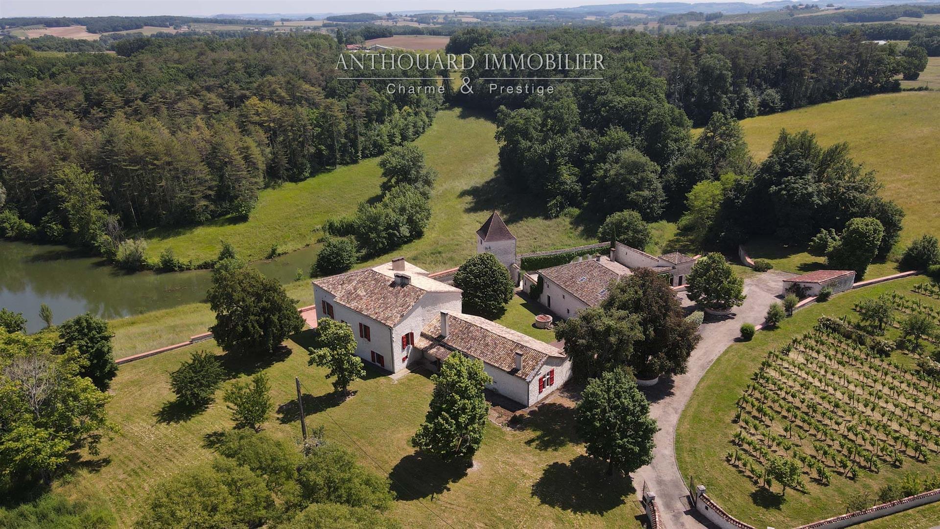 Exceptional estate on 30ha