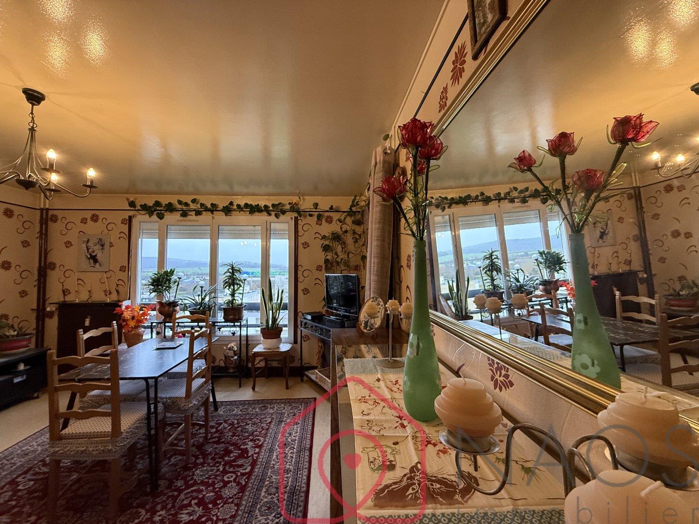 Appartement à vendre, 71m², Sedan