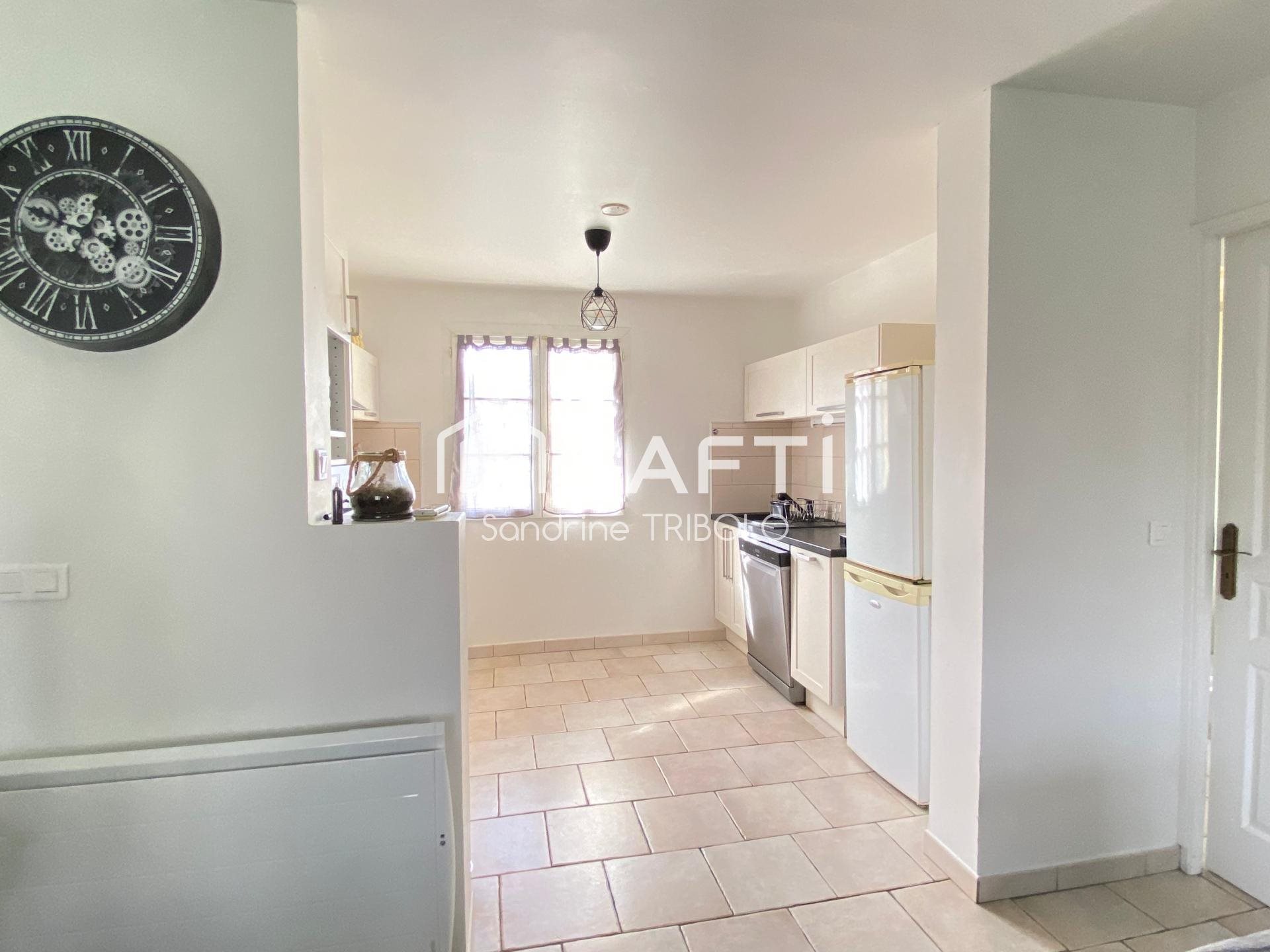 Appartement à vendre, 70m², Peyrolles-en-Provence