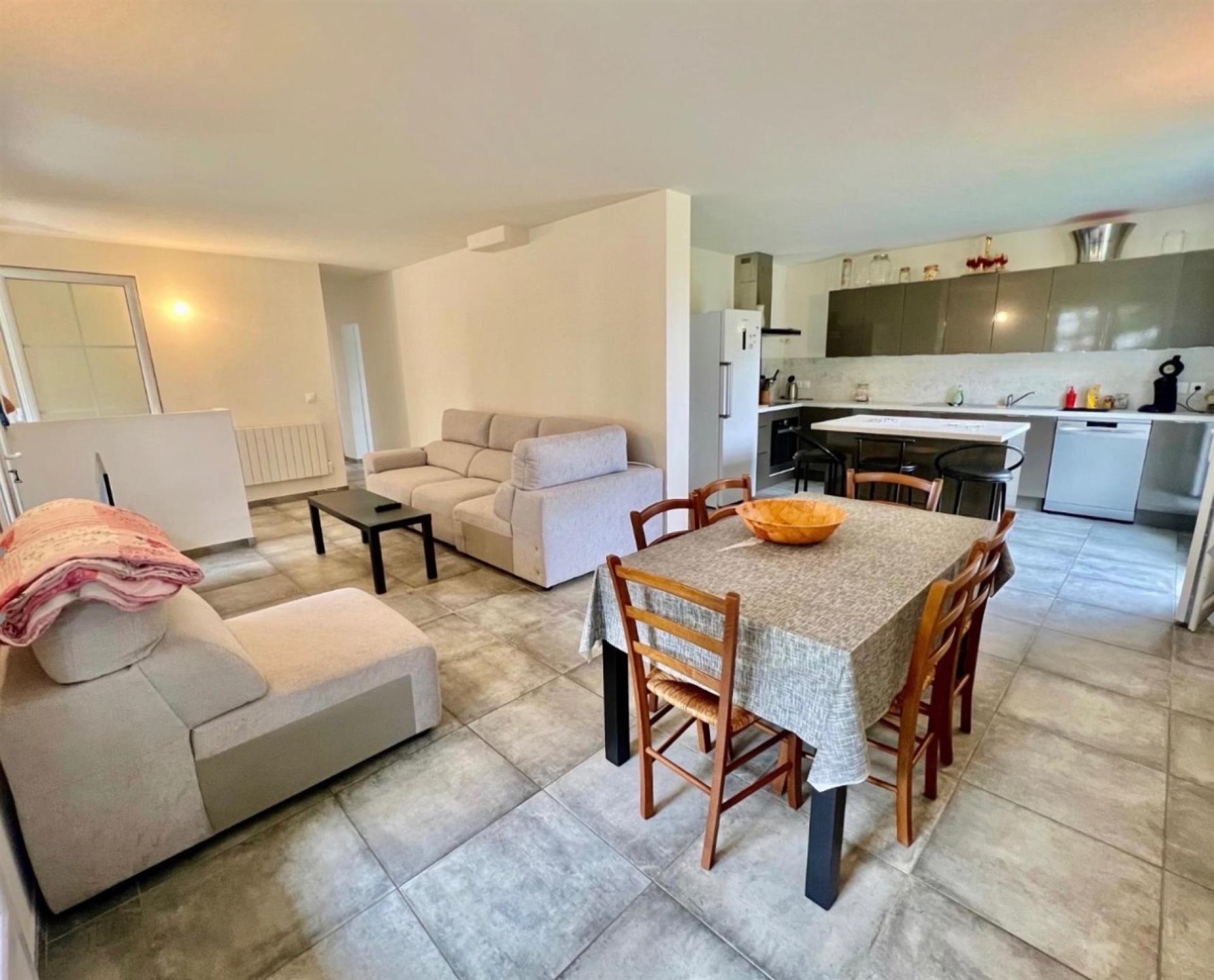 Maison à vendre, 101m², Virazeil