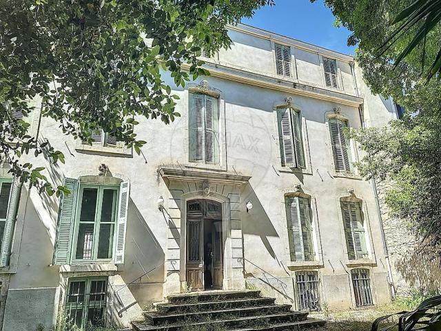 Appartement à vendre, 448m², Nîmes