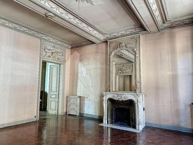 Appartement à vendre, 448m², Nîmes