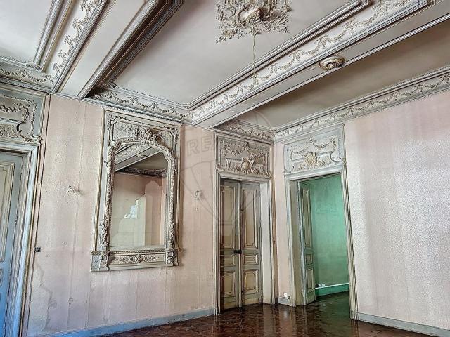 Appartement à vendre, 448m², Nîmes