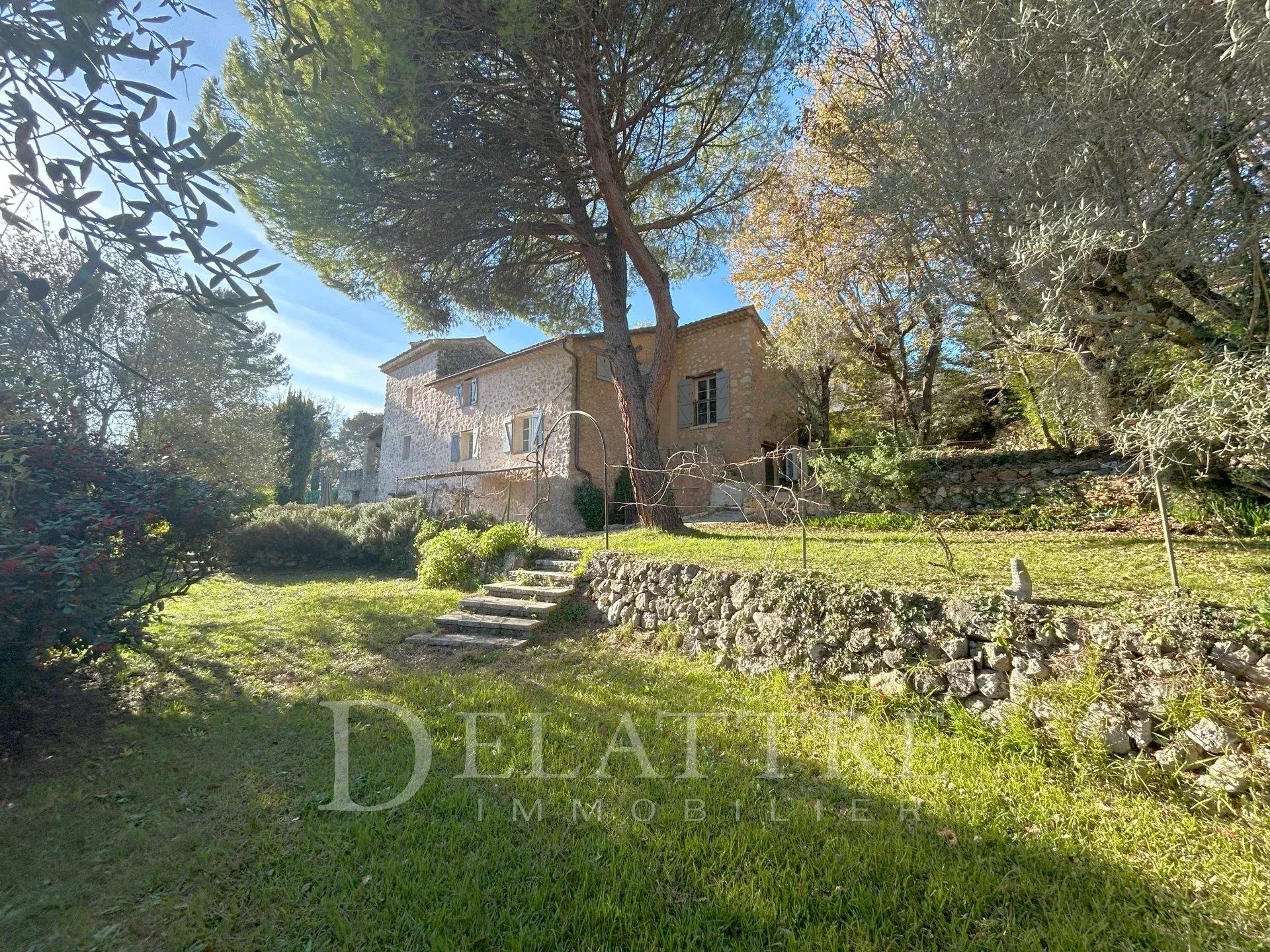 Compra: Vivenda (06330)