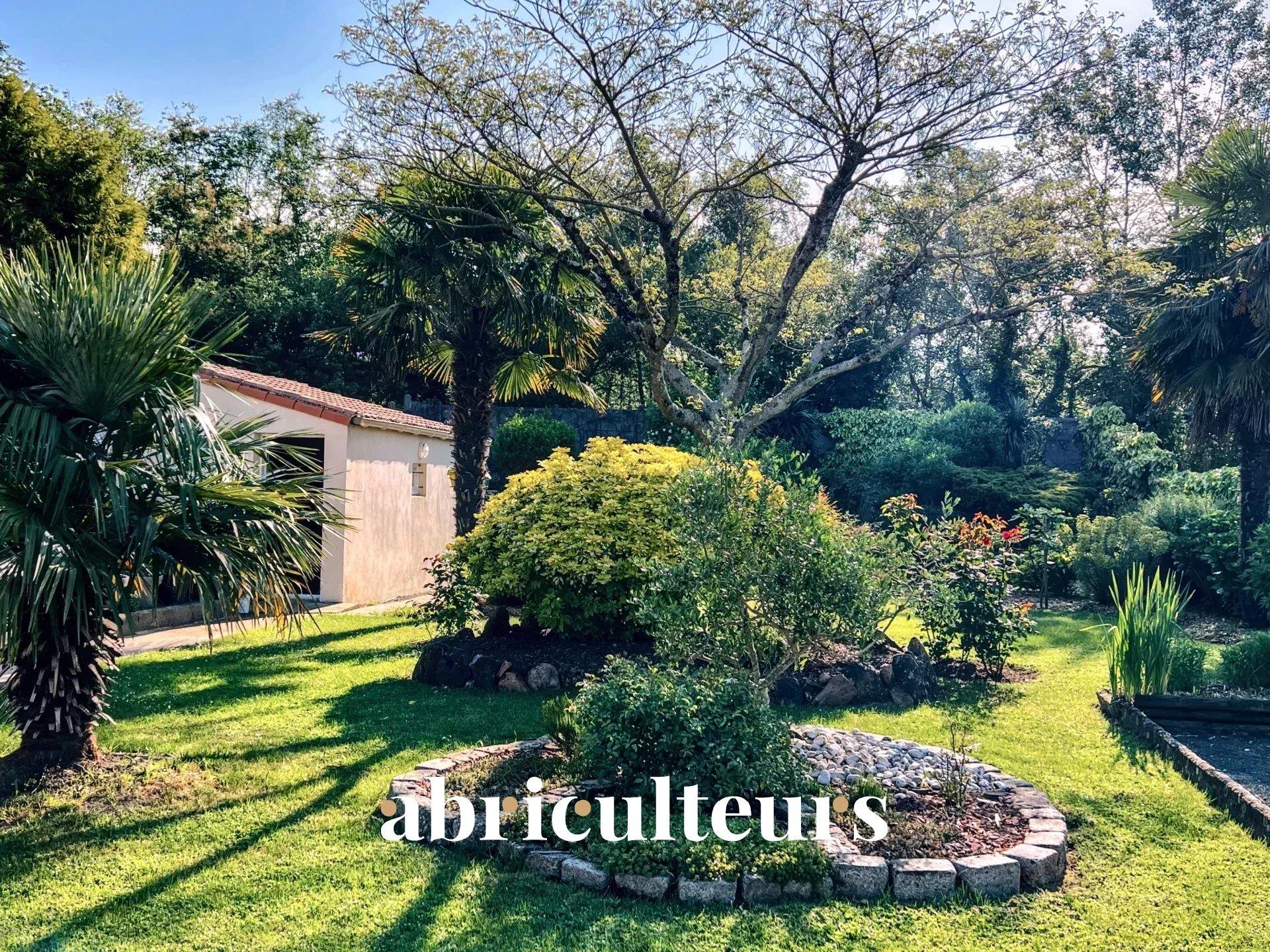 Single-Storey house plus studio in Saint-Sébastien - Quartier Familial et Verdoyant