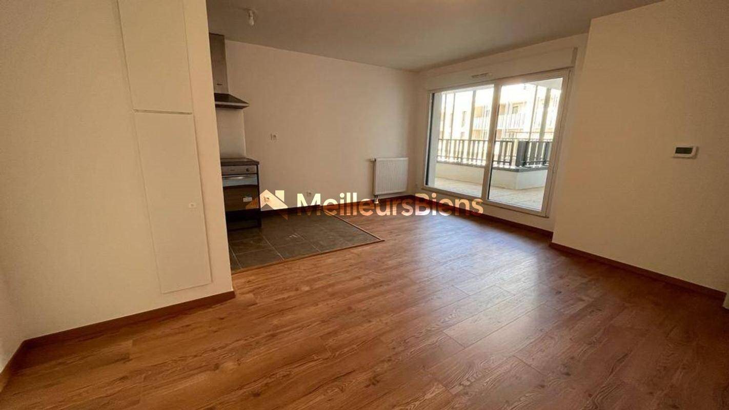 Appartement à louer, 57m², Luisant