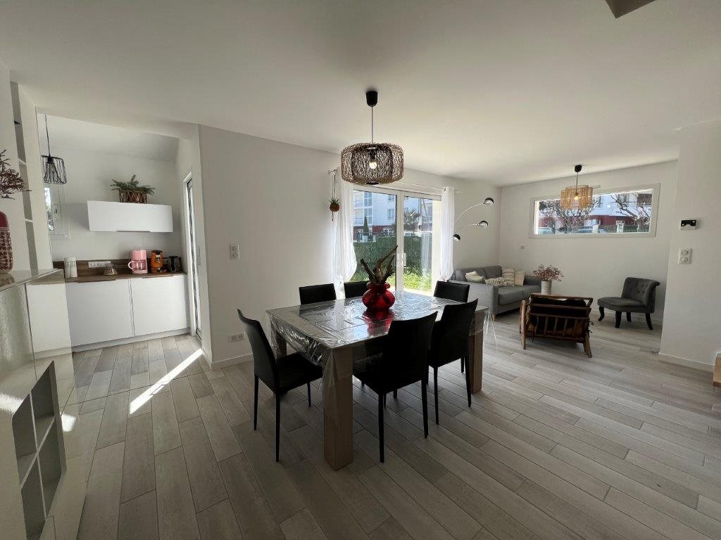 Maison à louer, 83m², Saint-Sulpice-de-Royan