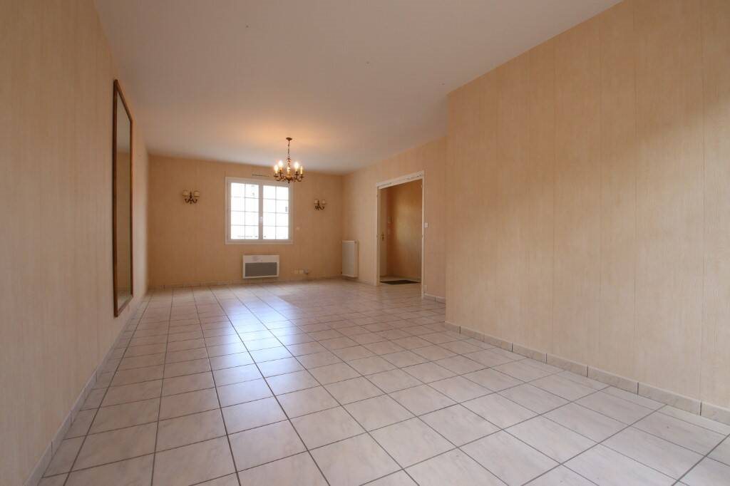 Maison à louer, 81m², Royan