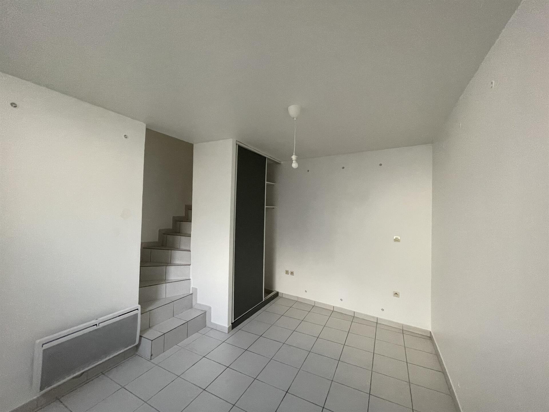 Appartement à louer, 29m², Bordeaux