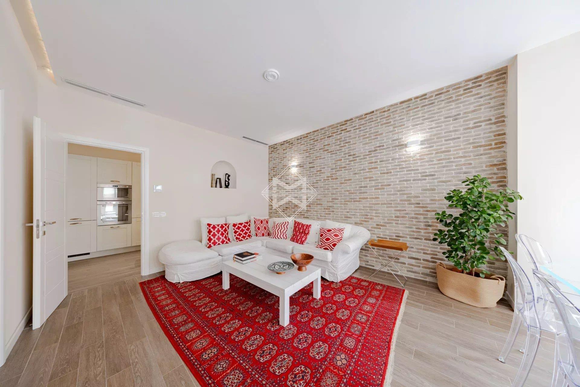 Just Steps from the Carré d'Or – Elegance and Modern Comfort in the Heart of Monaco