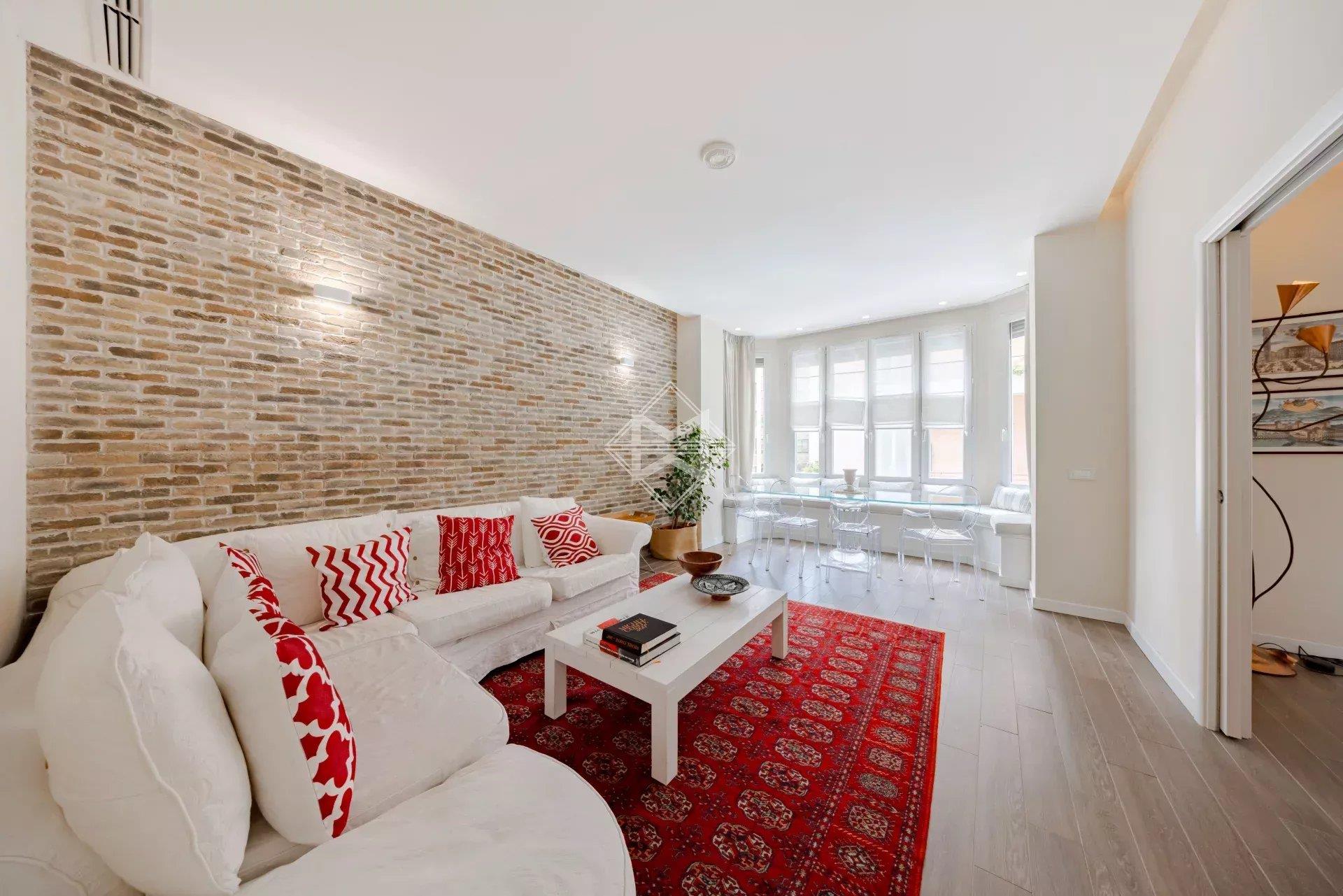 Just Steps from the Carré d'Or – Elegance and Modern Comfort in the Heart of Monaco