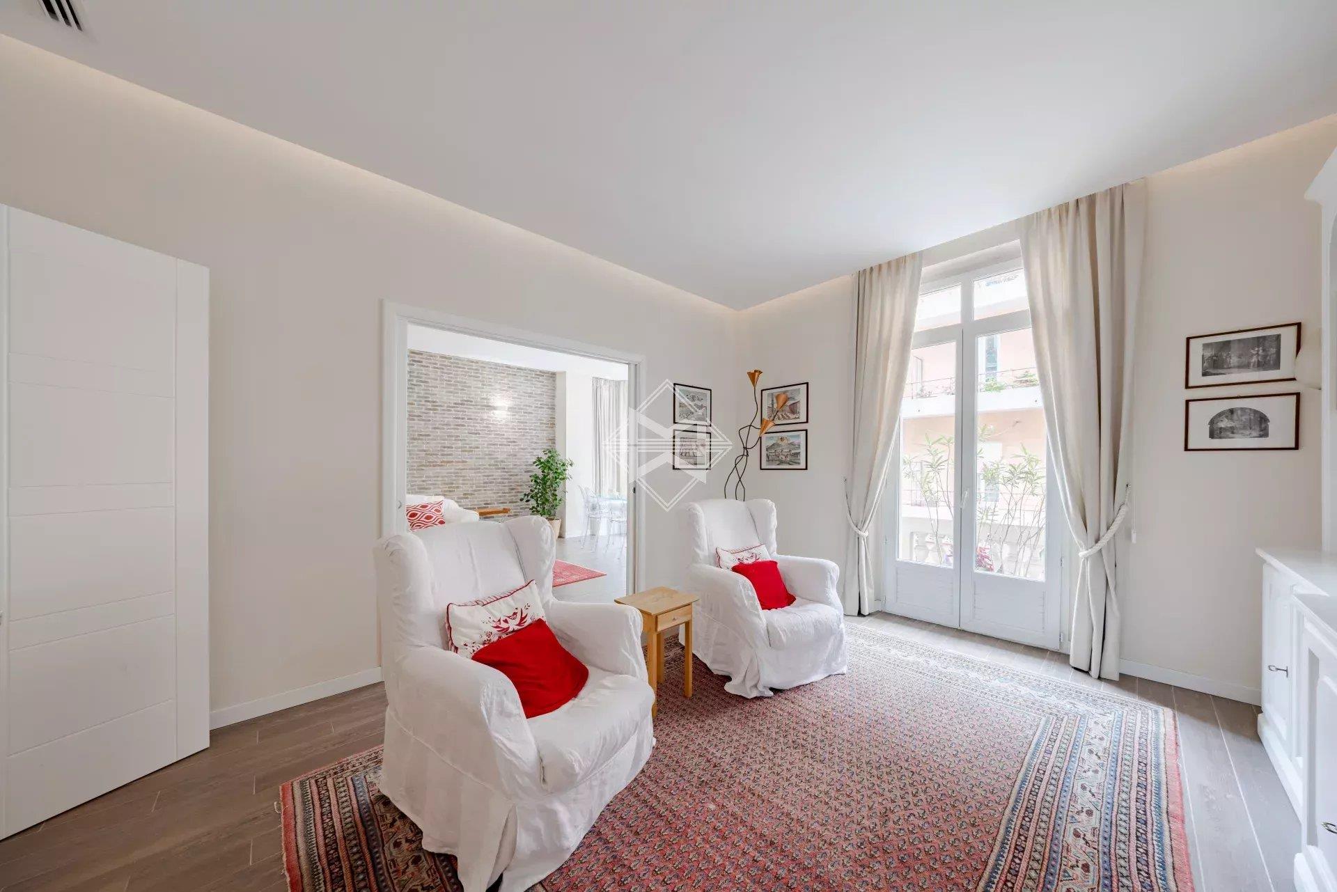 Just Steps from the Carré d'Or – Elegance and Modern Comfort in the Heart of Monaco