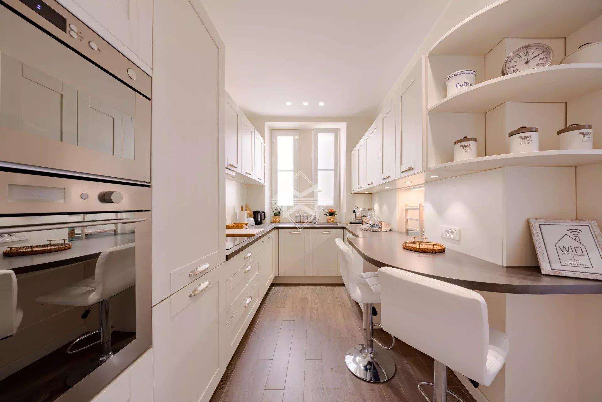 Just Steps from the Carré d'Or – Elegance and Modern Comfort in the Heart of Monaco