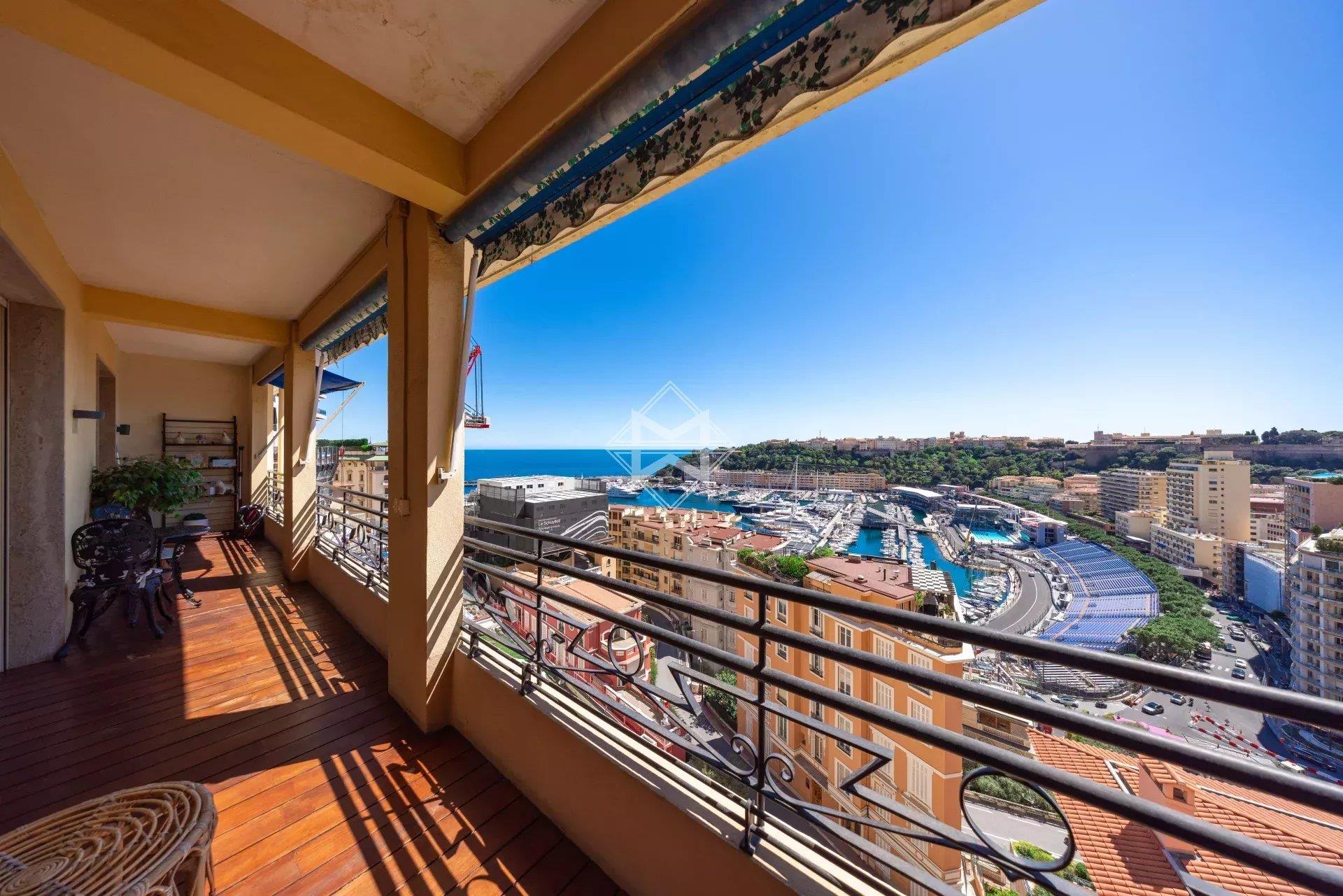 Exceptional Duplex with Rooftop Terrace and Panoramic View of Port Hercule