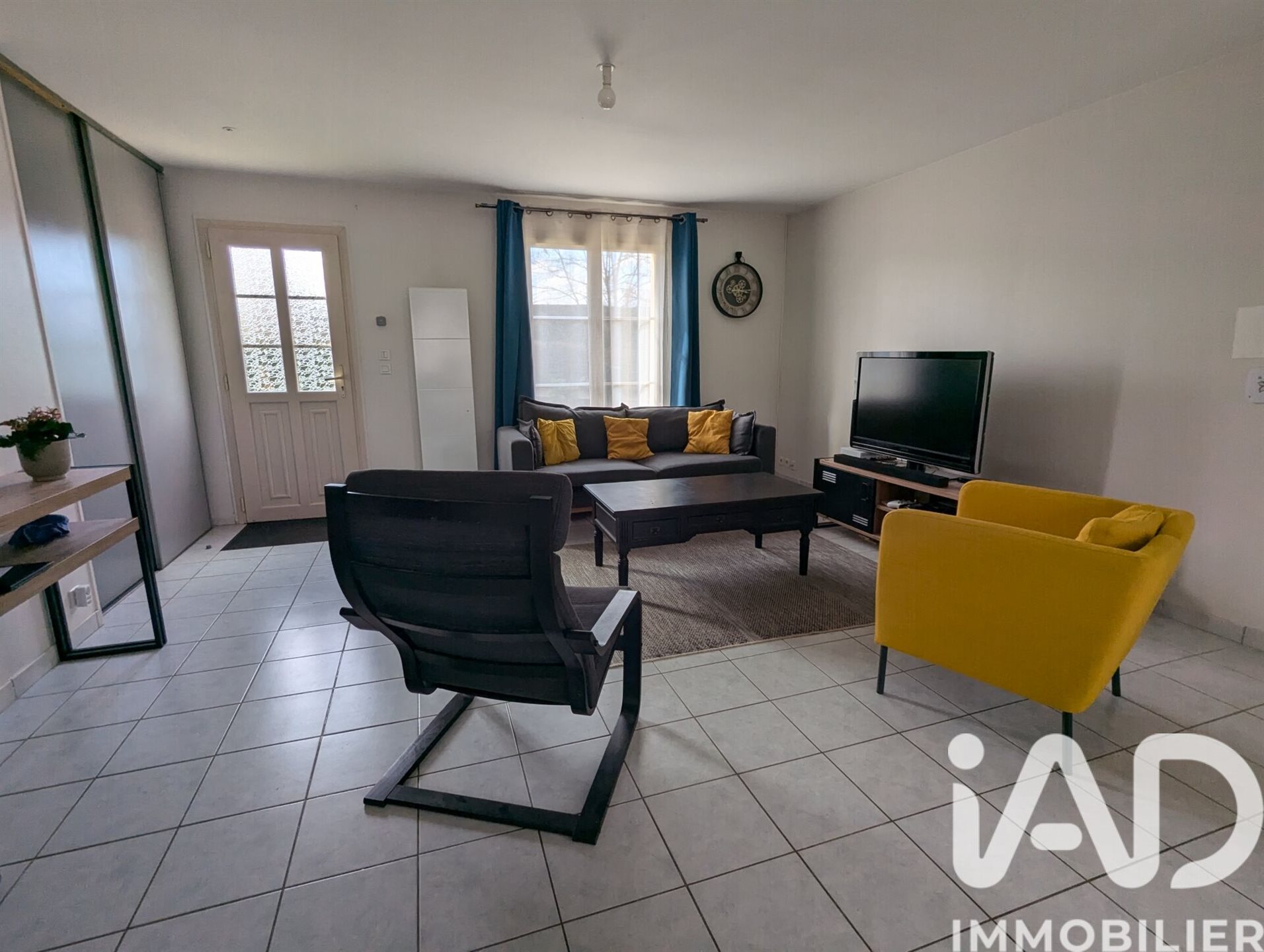 Maison à louer, 99m², Escolives-Sainte-Camille