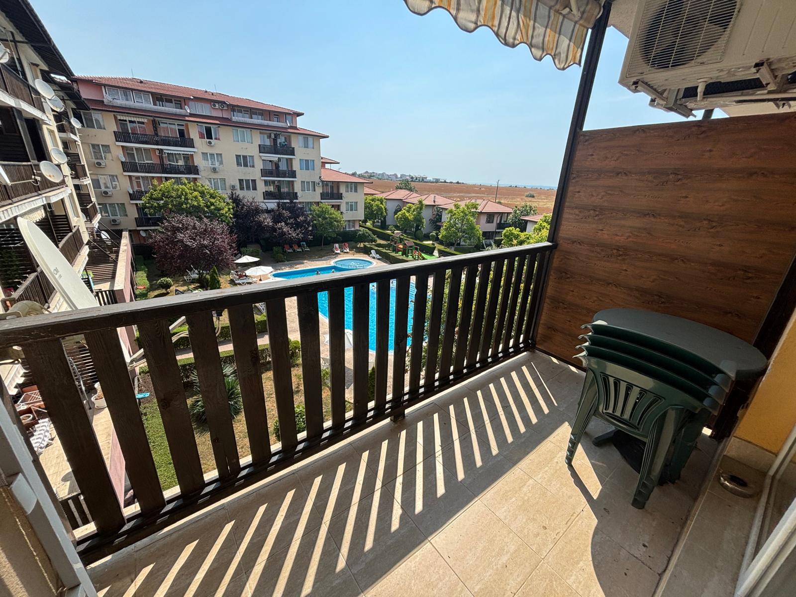 2-Room Apartment with view to Pool and sea Chateau Aheloy 2