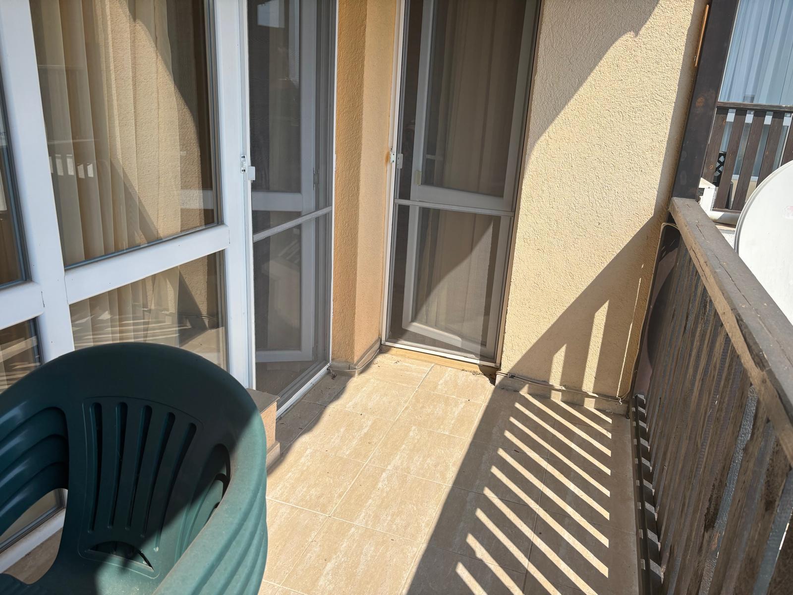 2-Room Apartment with view to Pool and sea Chateau Aheloy 2
