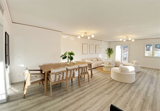 5 Bed roproperties.Duplex Apartment for sale in Benahavis, Costa del Sol