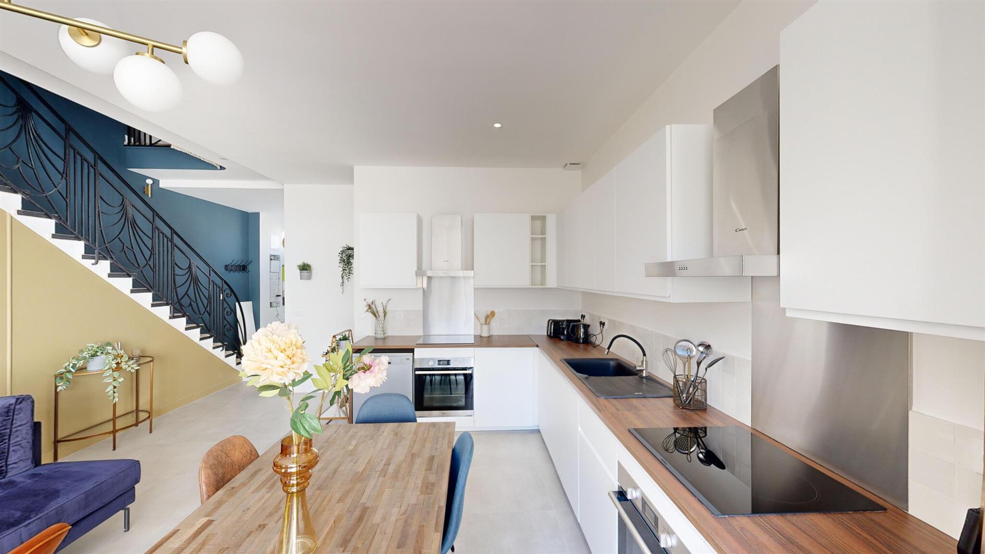 Maison à louer, 240m², Bordeaux