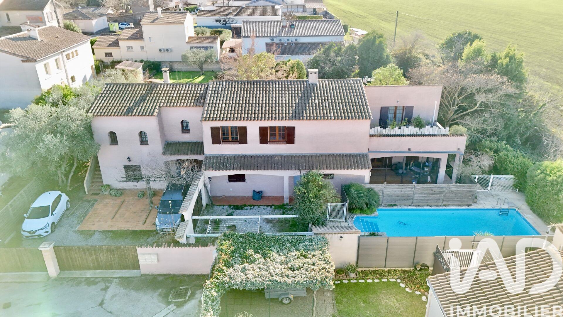 Maison à vendre, 296m², Rodilhan