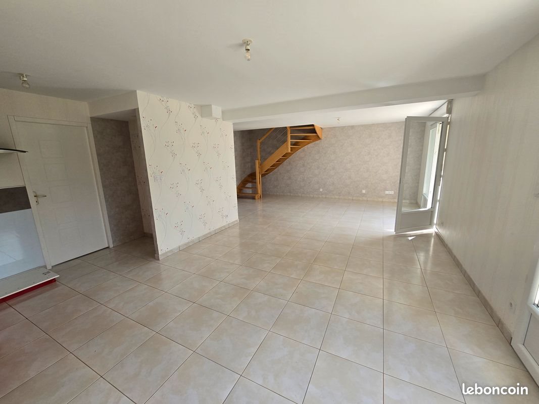Maison à louer, 84m², Treillières