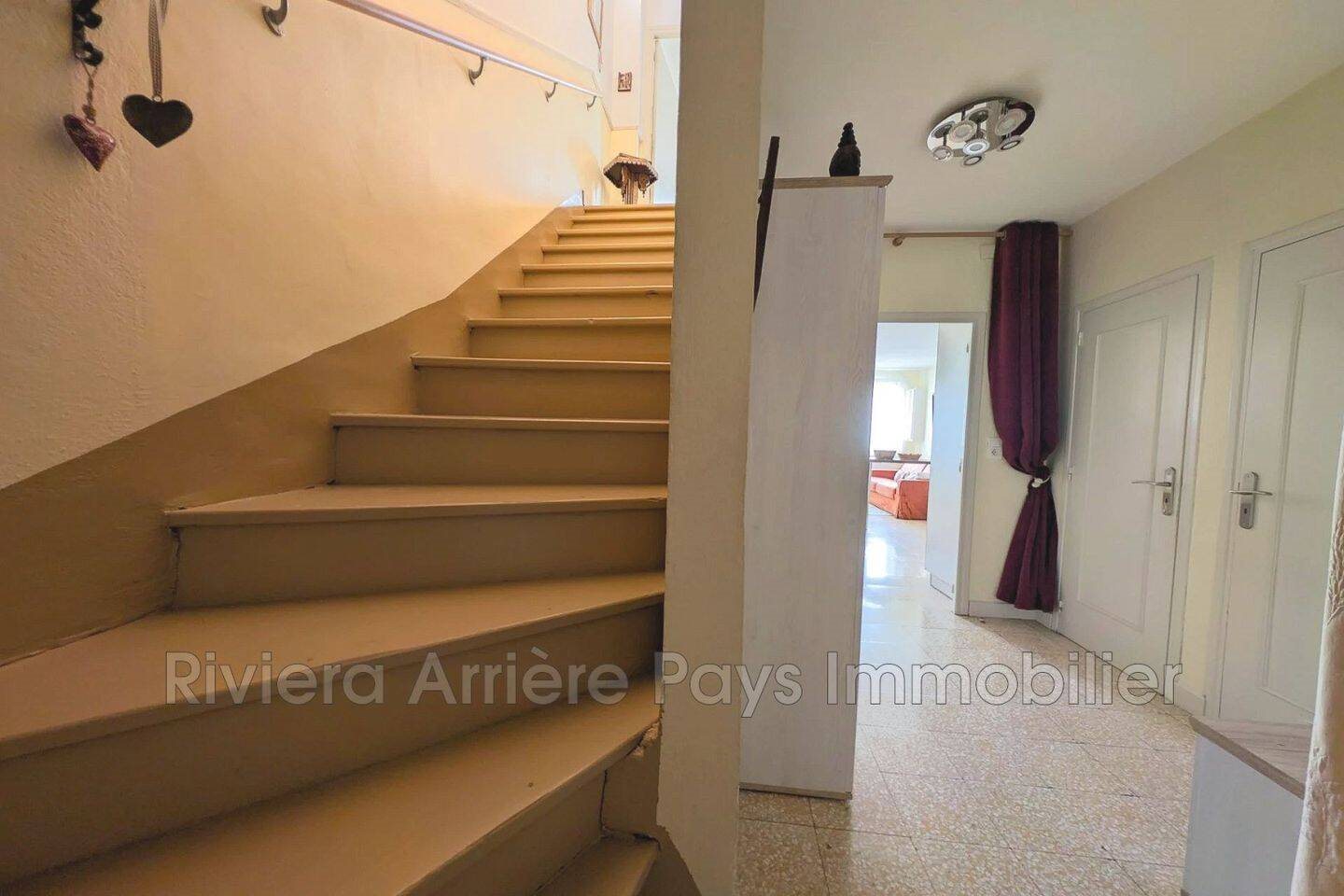 Appartement à vendre, 60m², Puget-Théniers