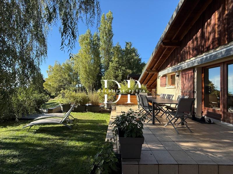 Maison à vendre, 165m², Lucinges