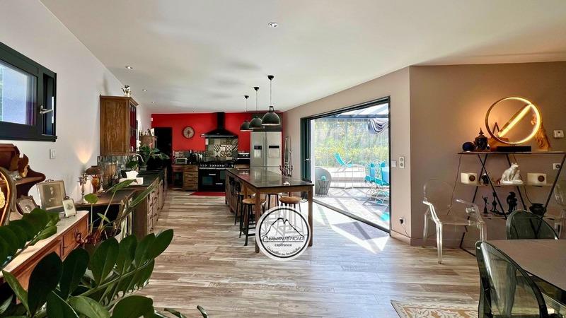 Maison à vendre, 212m², Gan