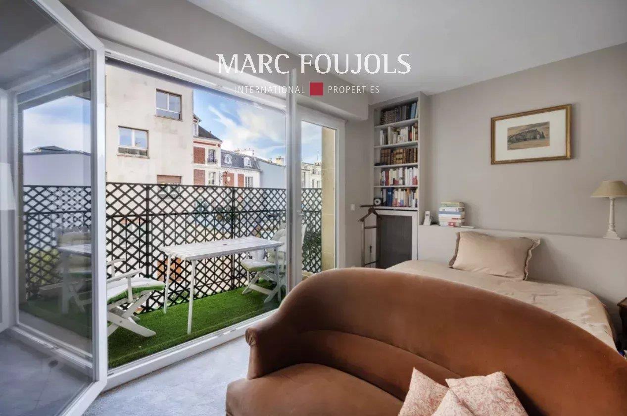 Paris Xvi Passy Trocadéro - Quiet apartment on greenery - 2 bedrooms - Balcony