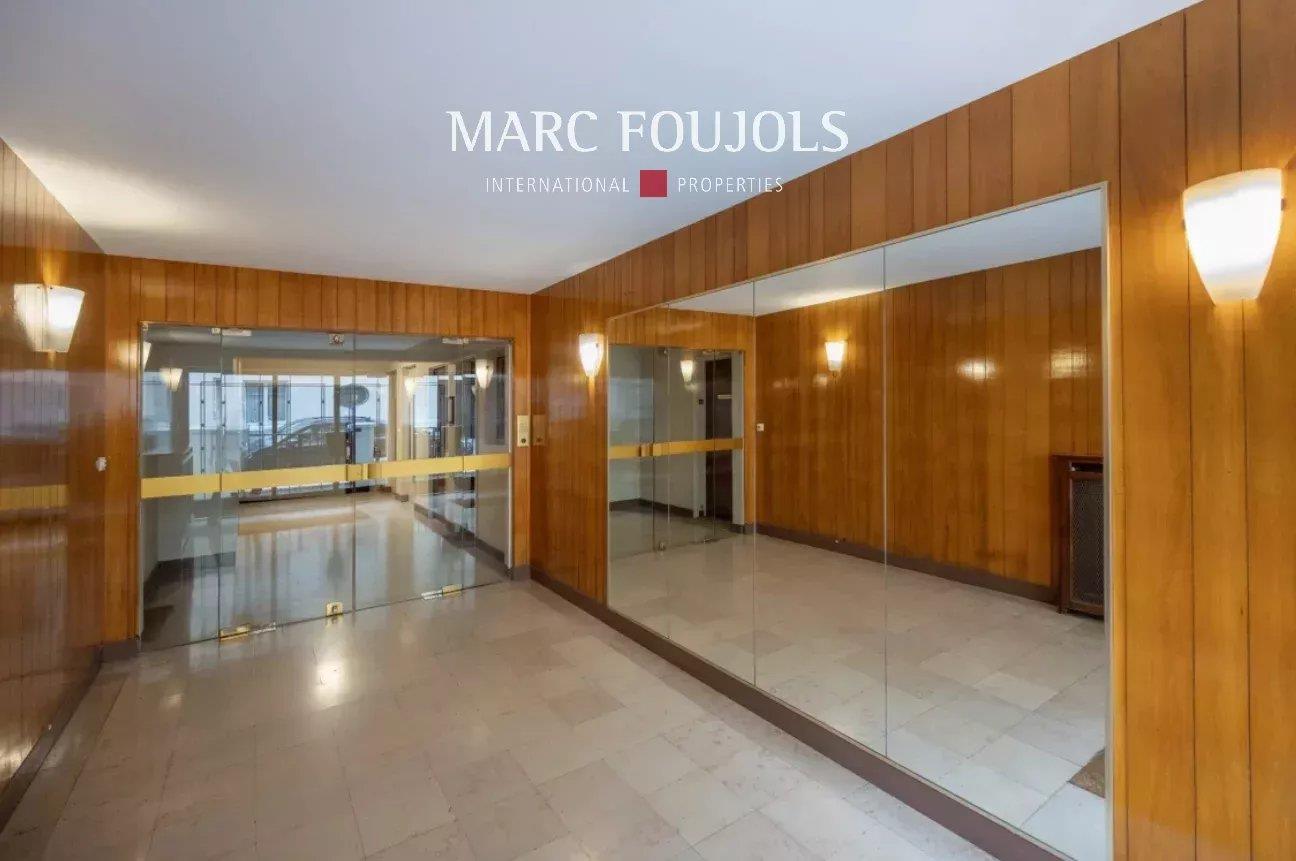 Paris Xvi Passy Trocadéro - Quiet apartment on greenery - 2 bedrooms - Balcony