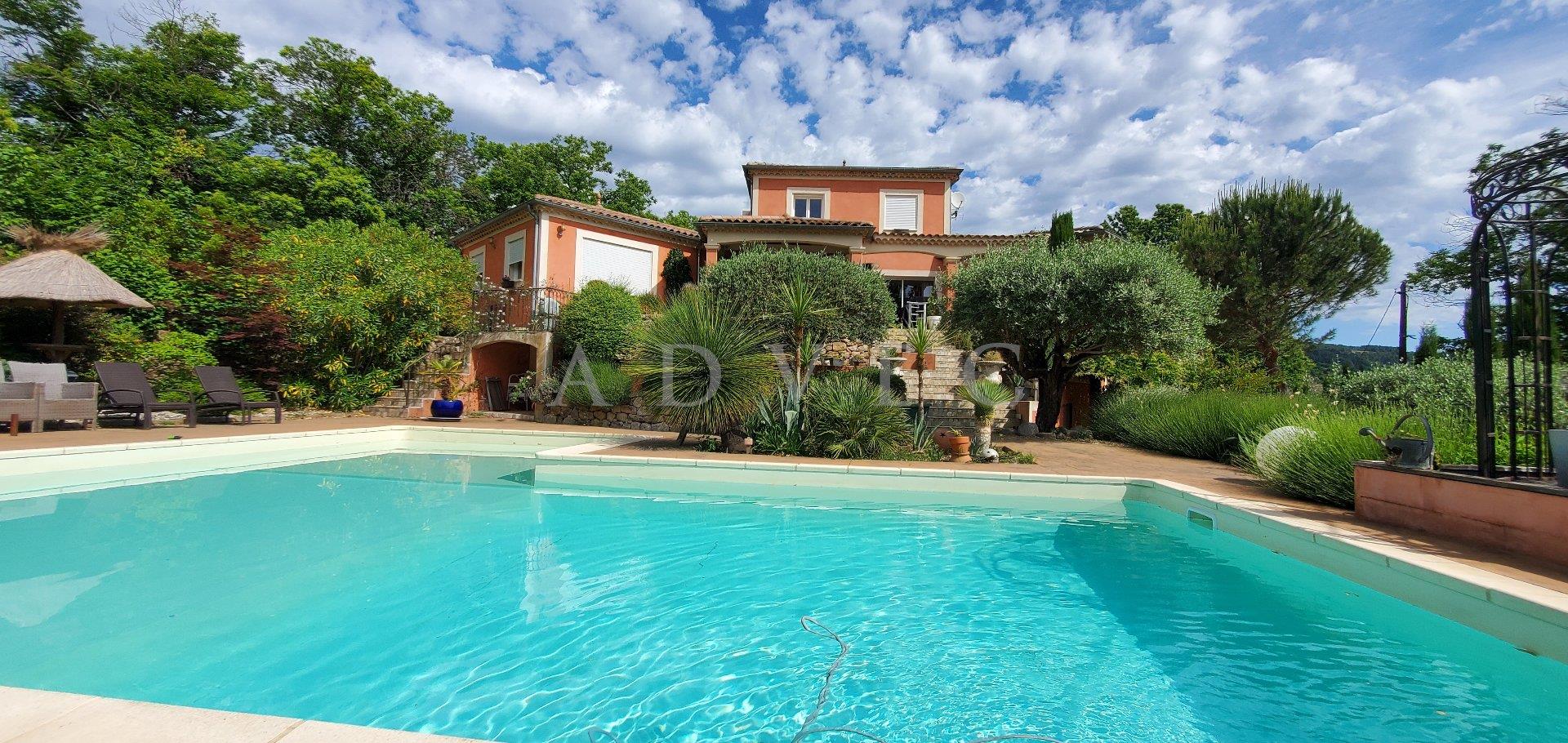 Compra: Vivenda (07260)