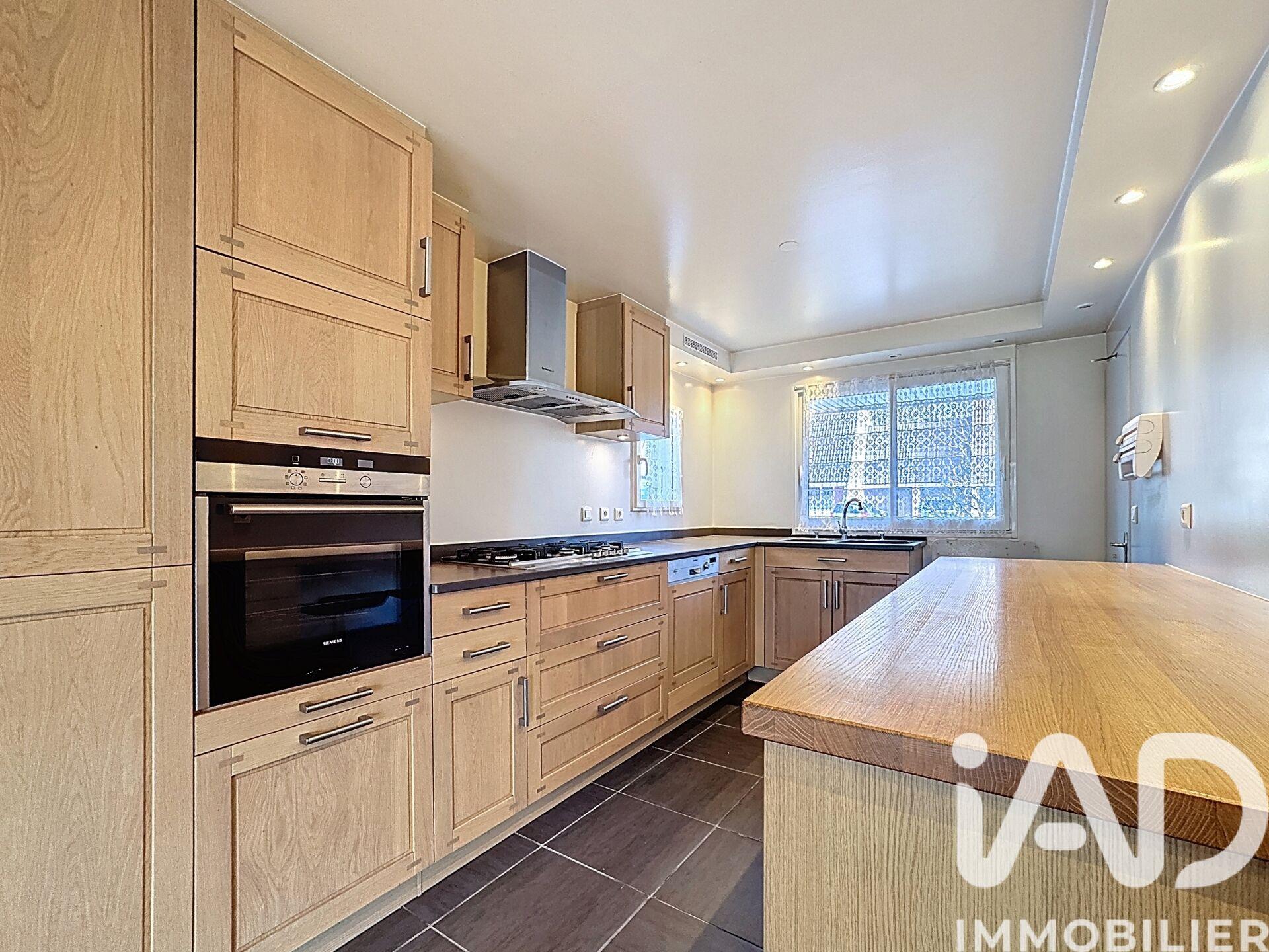 Maison à vendre, 111m², Ville-la-Grand