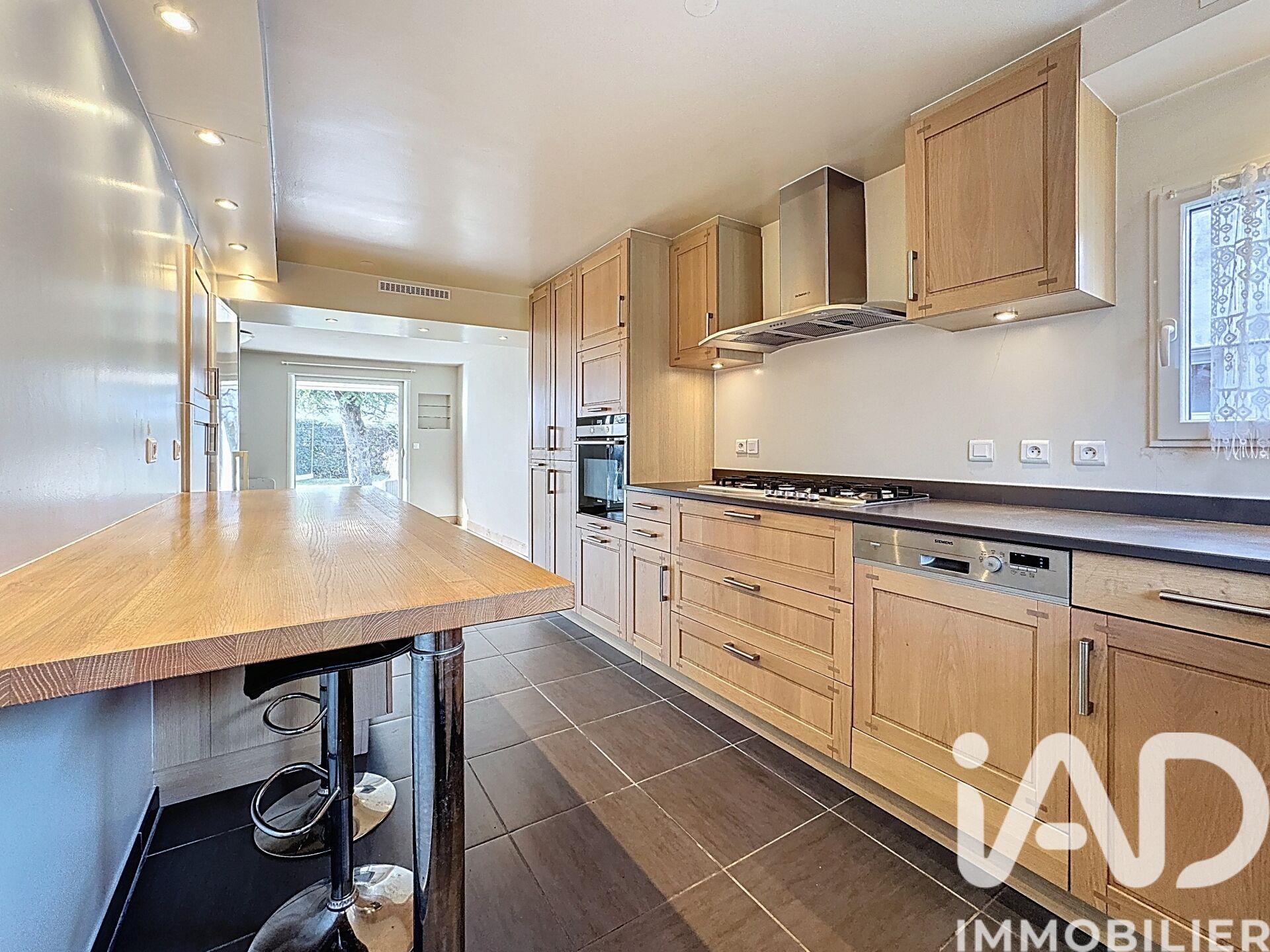 Maison à vendre, 111m², Ville-la-Grand