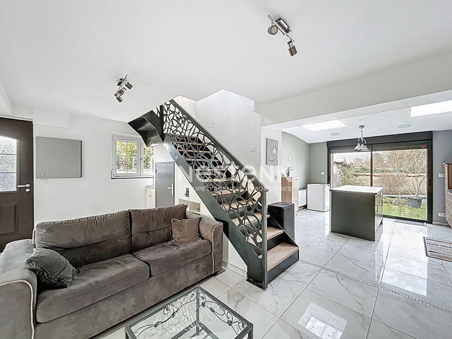 Maison à vendre, 85m², Beuvrages