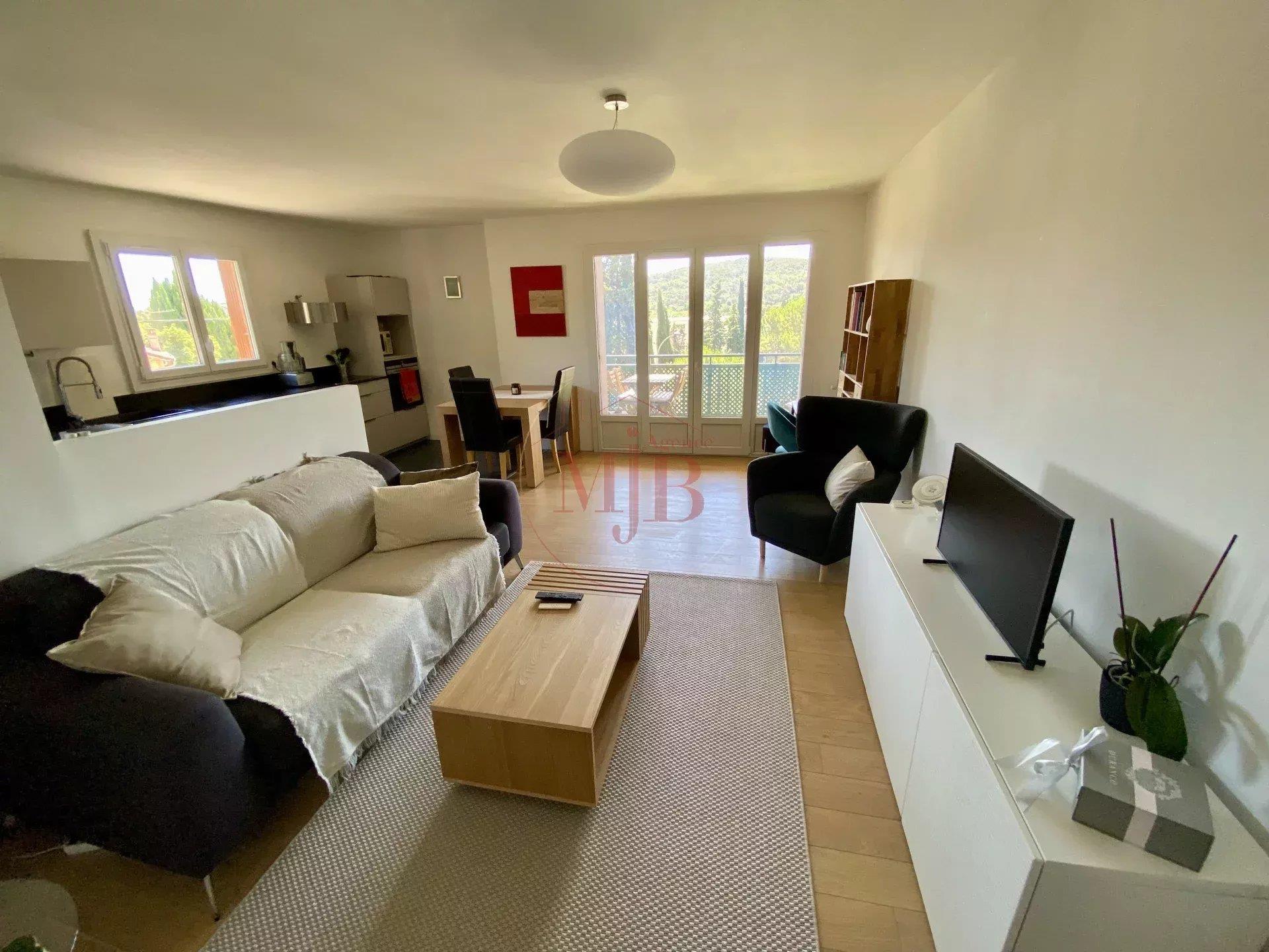 Appartement à louer, 79m², Aix-en-Provence