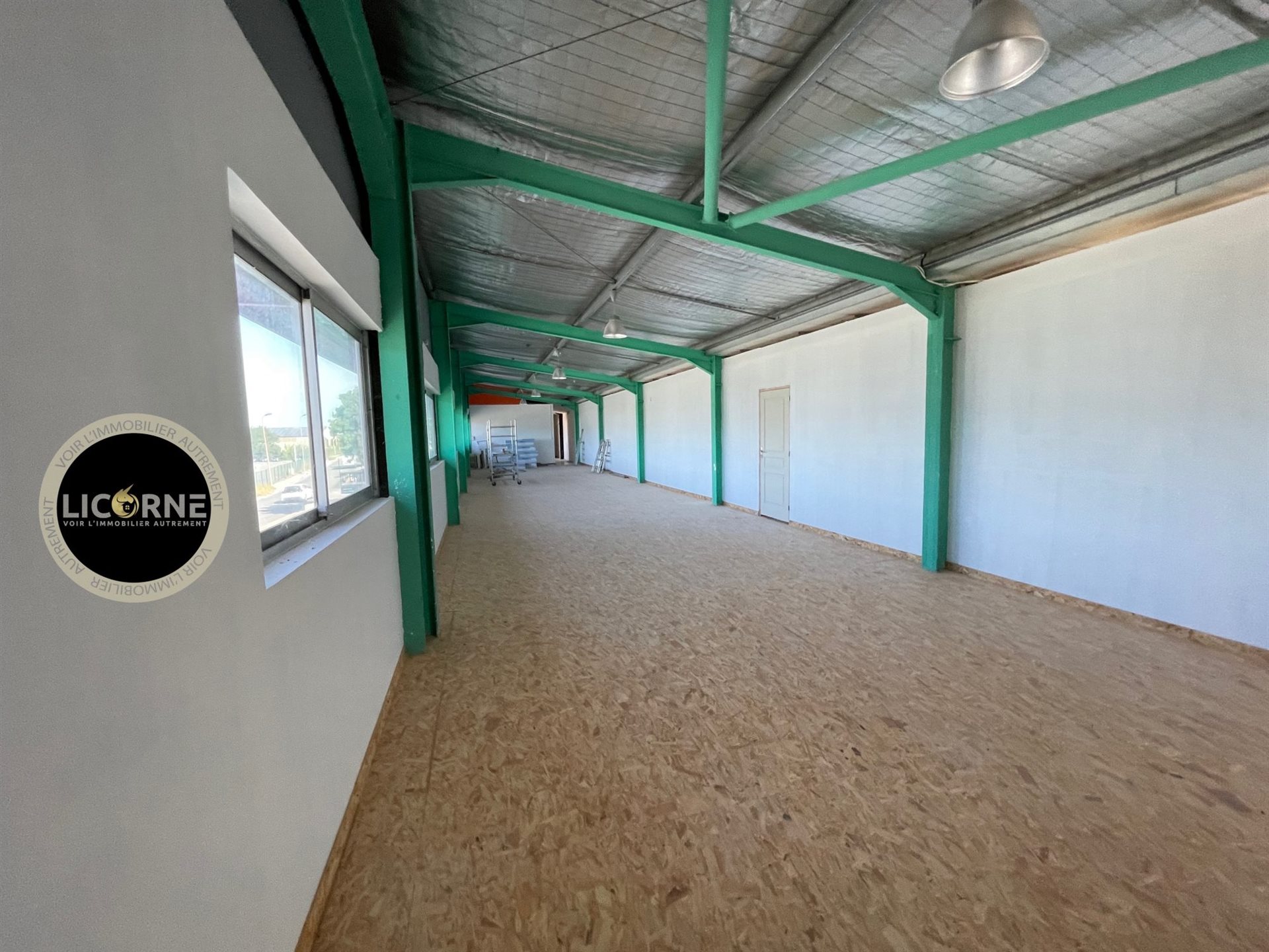 Maison à louer, 250m², Marignane