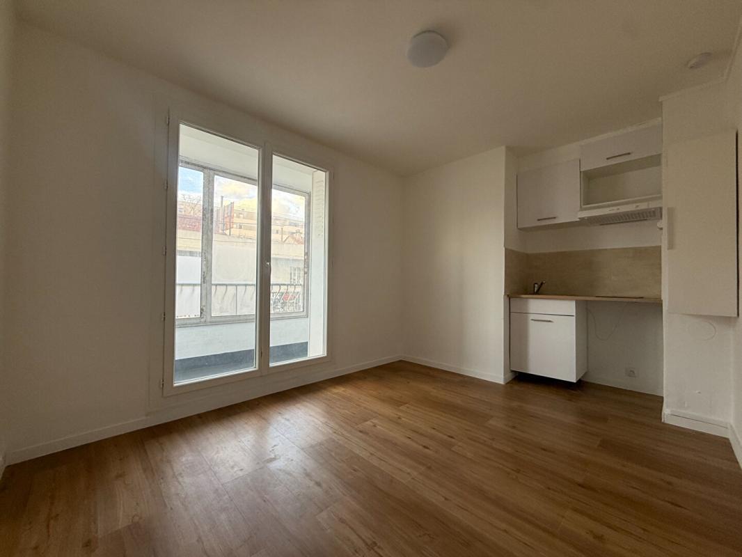 Appartement à louer, 16m², Marseille 10ème
