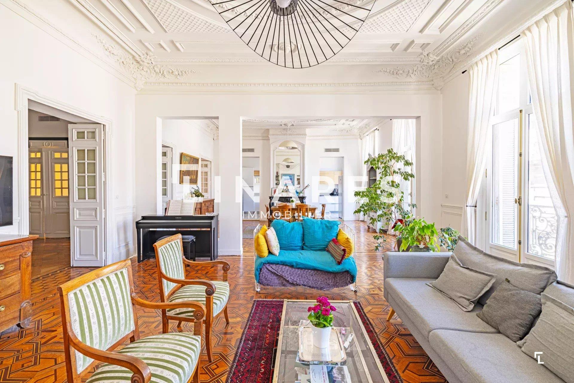 Appartement à vendre, 221m², Marseille 8ème