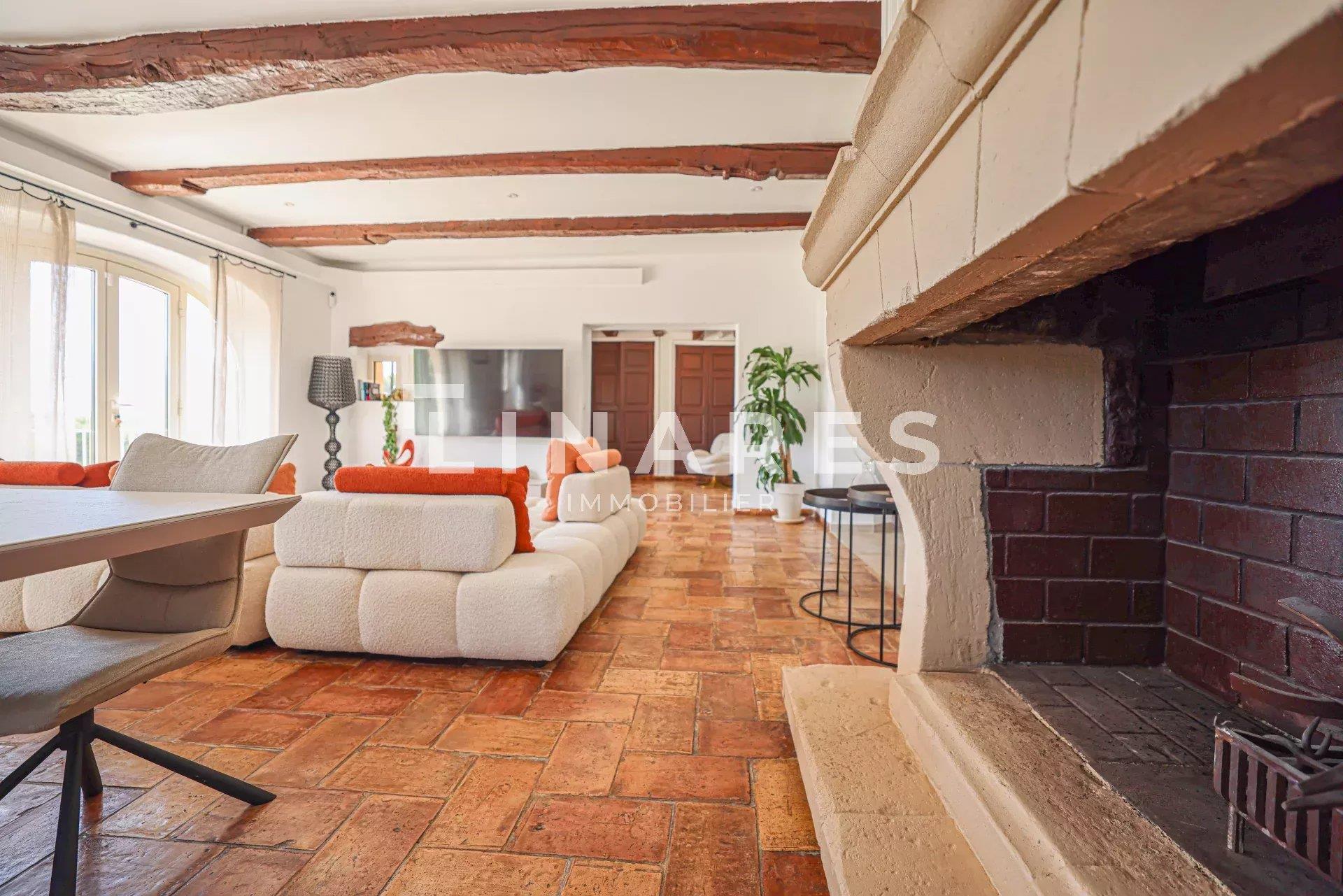 Maison à louer, 300m², Aix-en-Provence