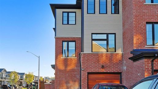 Maison à vendre, 39 Hay Lane, Barrie, On L9j 0T8, à Barrie, Canada