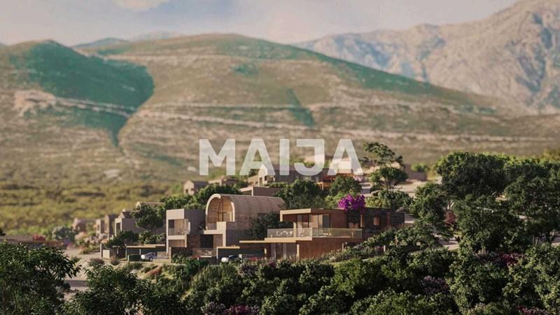 Vilë Luksoze Në Shitje, Palase. Prix : 1 824 922 €