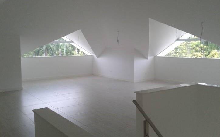 Purchase: House (20010-020)