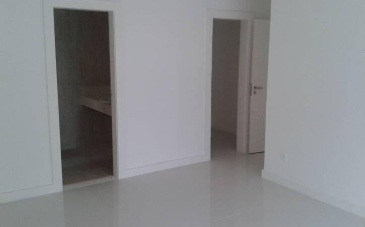 Purchase: House (20010-020)