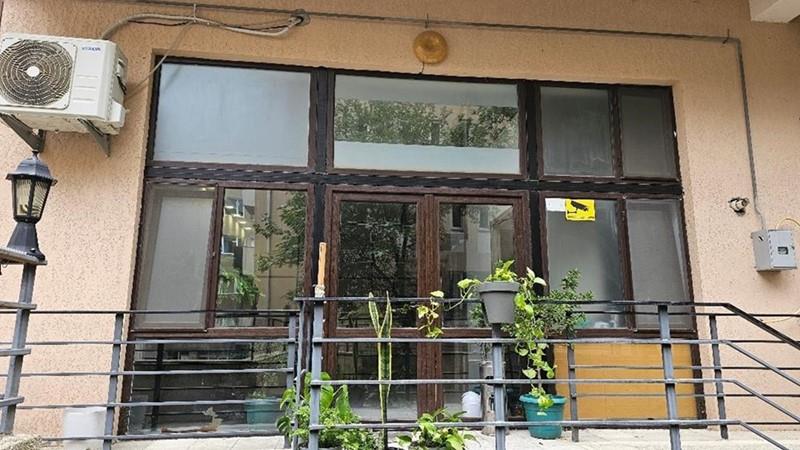 Purchase: Business premises