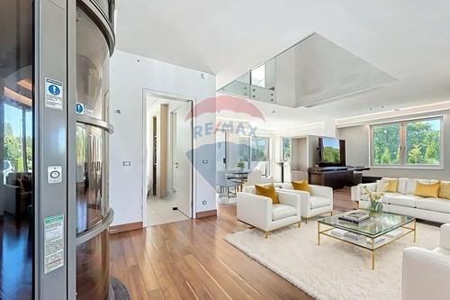 Purchase: House