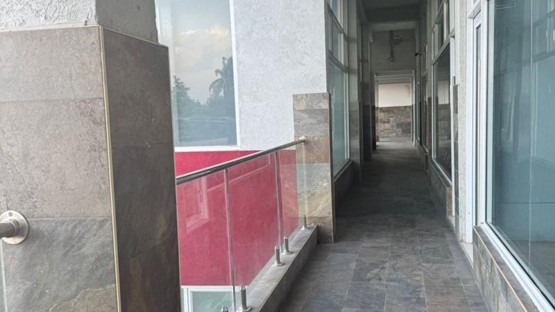 Purchase: Business premises