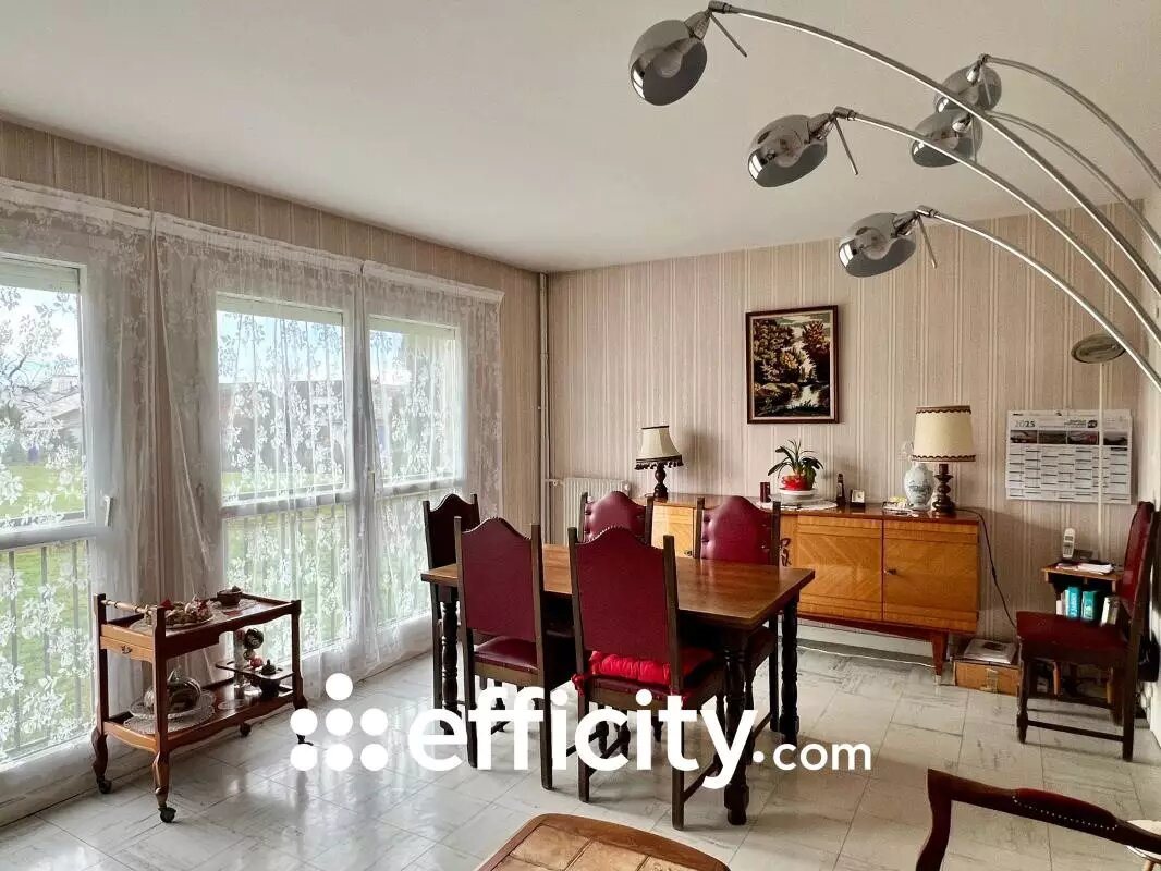 Appartement à vendre, 67m², Pont-Sainte-Marie