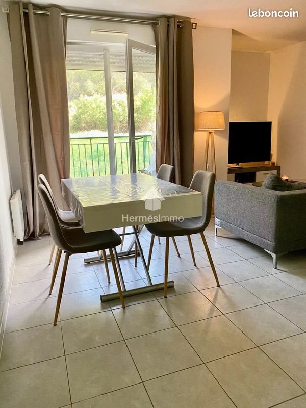 Appartement à louer, 38m², La Trinité