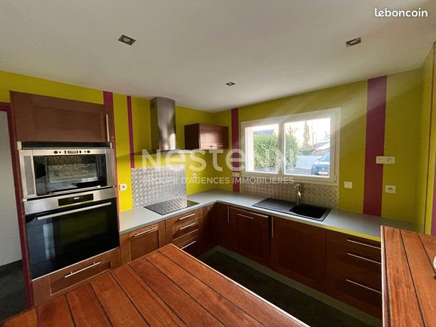 Maison à louer, 148m², Landéhen