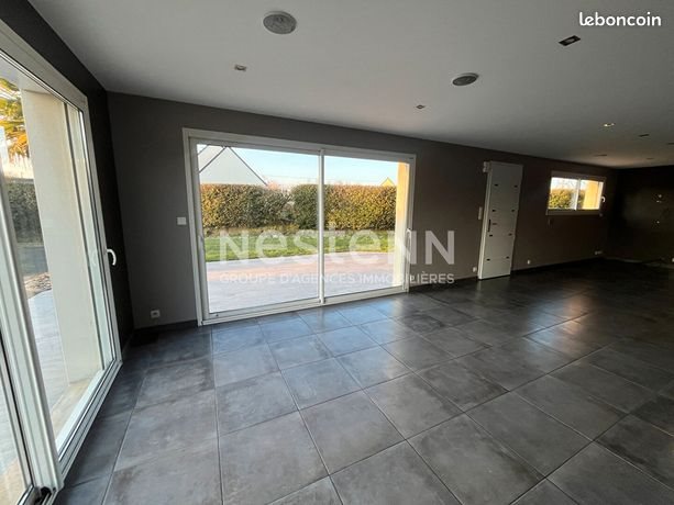 Maison à louer, 148m², Landéhen